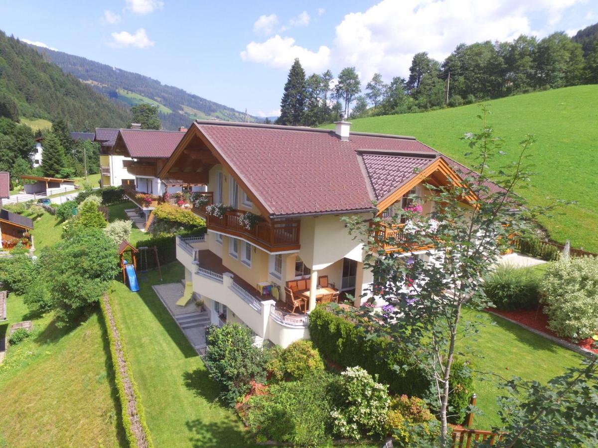 Modern Apartment In Salzburger With Terrace Kleinarl Kültér fotó